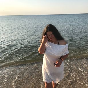 Model - BianessaLay cute