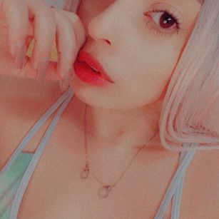 Model - Shenova perfecteyes