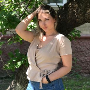 Model - SexyKatrina dance