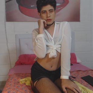 Model - Alice Rose femboy