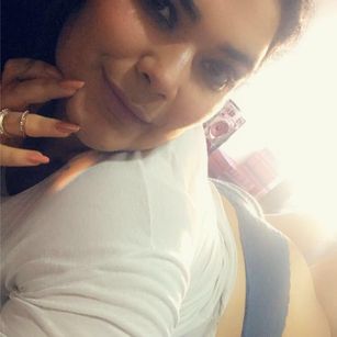 Model - Paulina mamada