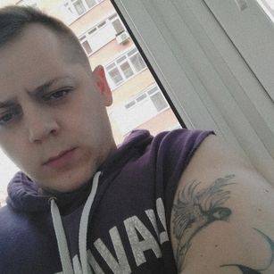 Model - Noah Cartwright experience