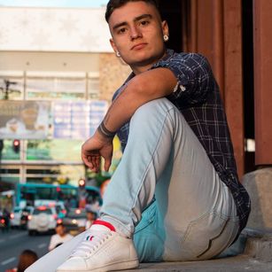 Model - ALEK KOSLOV feet