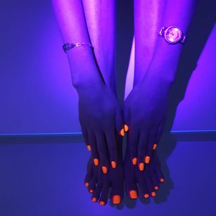 Model - Chloe Rocks joi