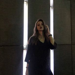 Model - Elizabeth Owl shy