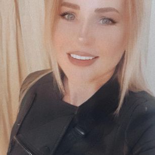 Model - milaniya svorovski super