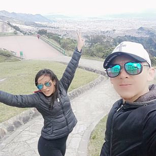 Model - LujuriousDuo pussy