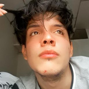 Model - Jared_Roy bigcock