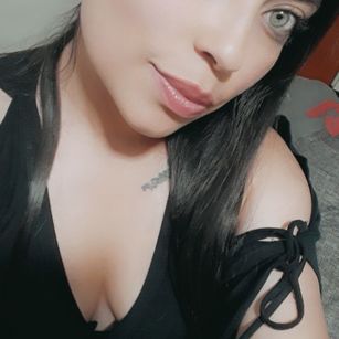 Model - Sofia decker dildo