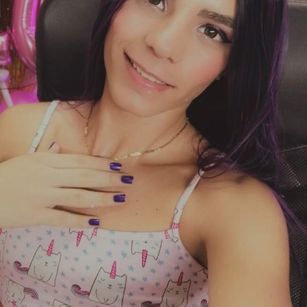 Model - Alaska pears gays