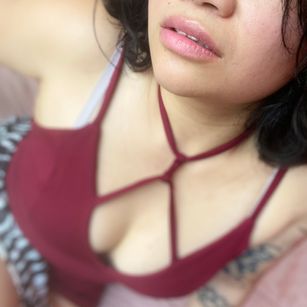 Model - baked co0kiies sassy