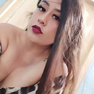 Model - MetziSweet bisexual