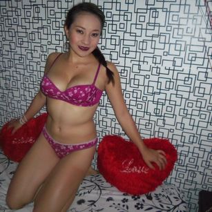 Model - TimideFille 6