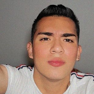 Model - Angel Smith bisexual