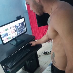 Model - Diego Bustamante toys