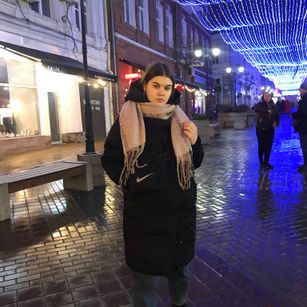 Model - Varvara creative