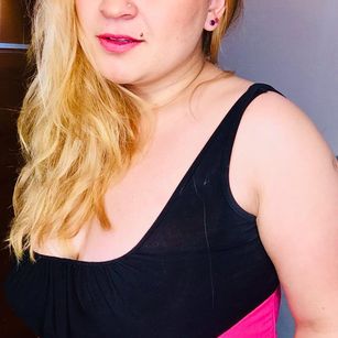 Model - Lady Lexie Sex blowjob