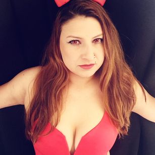 Model - Lady Lexie Sex spit