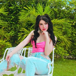 Model - EmilyPrada fetish