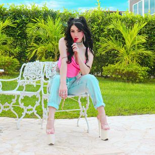 Model - EmilyPrada anal