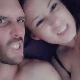 Model - Mister and Misses kissing