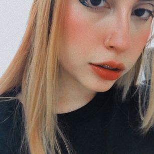 Model - Arabella Colors sph