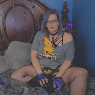 Model - Trixstarchik milf