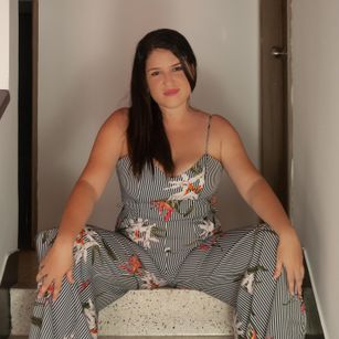 Model - Mandy Velvet solo