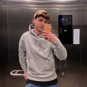 Model - Alex bigcock