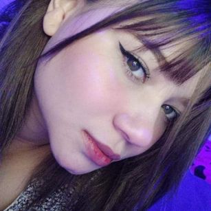 Model - Georgia Bianco squirt