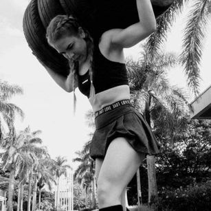 Model - Sabrina__11 hairy