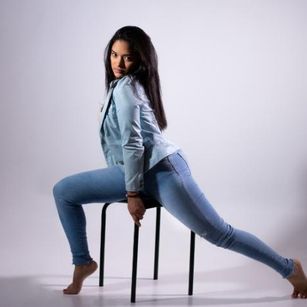 Model - Seraphina anal