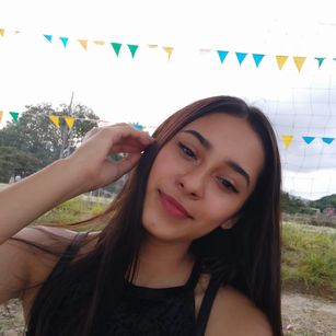 Model - Aibathomson Mojada