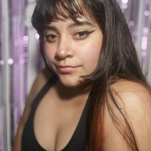 Model - princesa caroline ardiente