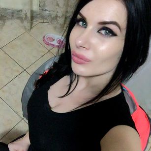 Model - royaldommina 4