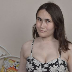 Model - Linaa Ree girlnextdoor