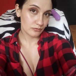 Model - Sofia Smith sexy