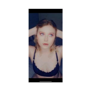 Model - Goddess Anya ass