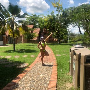 Model - Nathalie squirt