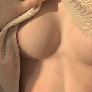 Model - AlisaShinex dirtytalk