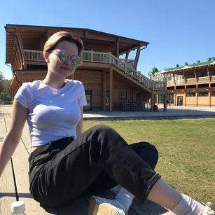 Model - hloya_go dildo