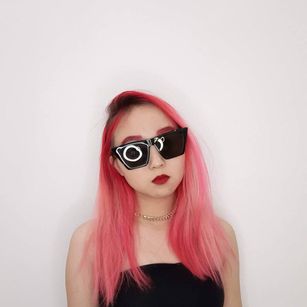 Model - MalyVine skinny