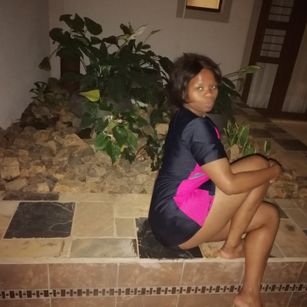 Model - Zinzi149 smile