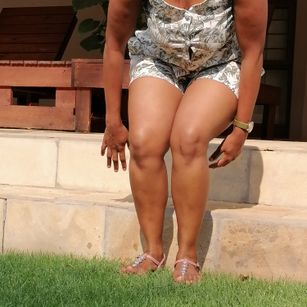 Model - Zinzi149 curvy