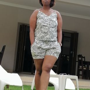 Model - Zinzi149 tits