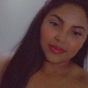 Model - JASMIN VARGAS cine