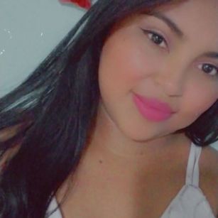 Model - JASMIN VARGAS cine