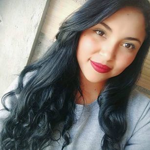 Model - JASMIN VARGAS divertida