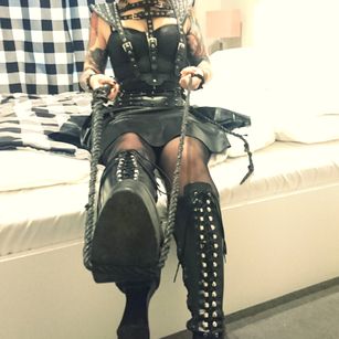 Model - vicki.top boobs