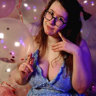 Model - Mila deepthroat